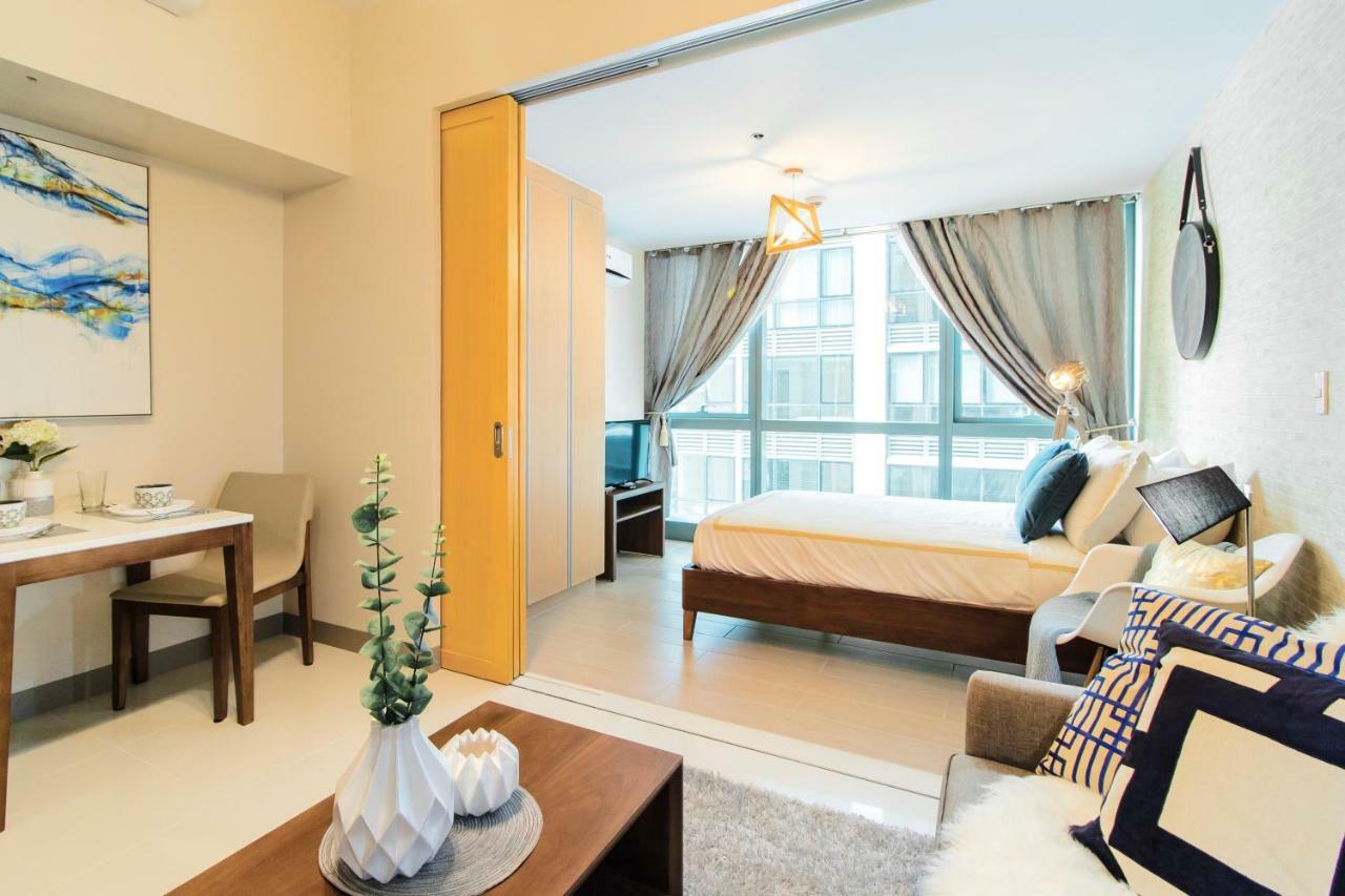 One Uptown Residence Bgc Pateros Extérieur photo
