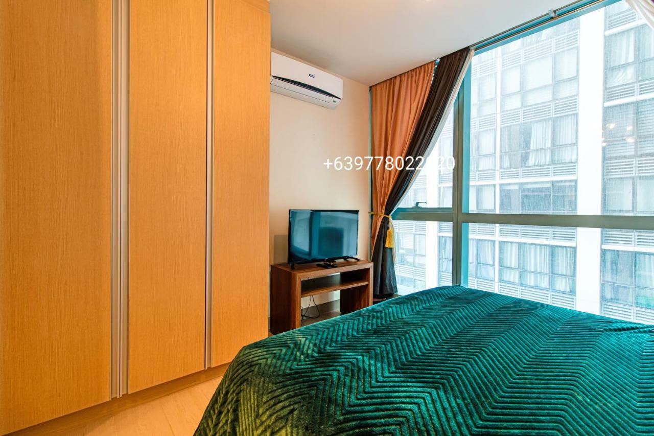 One Uptown Residence Bgc Pateros Extérieur photo