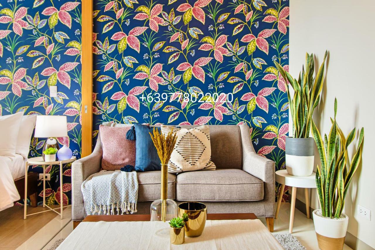 One Uptown Residence Bgc Pateros Extérieur photo