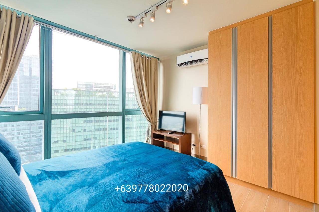 One Uptown Residence Bgc Pateros Extérieur photo